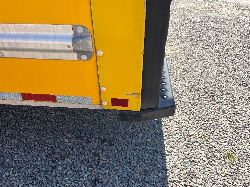 Light Duty Box Truck-Light and Medium Duty Trucks-Ford-2022-E350-Mebane-NC-142,352\n\t\tmiles-$ 20,250 - Image 25
