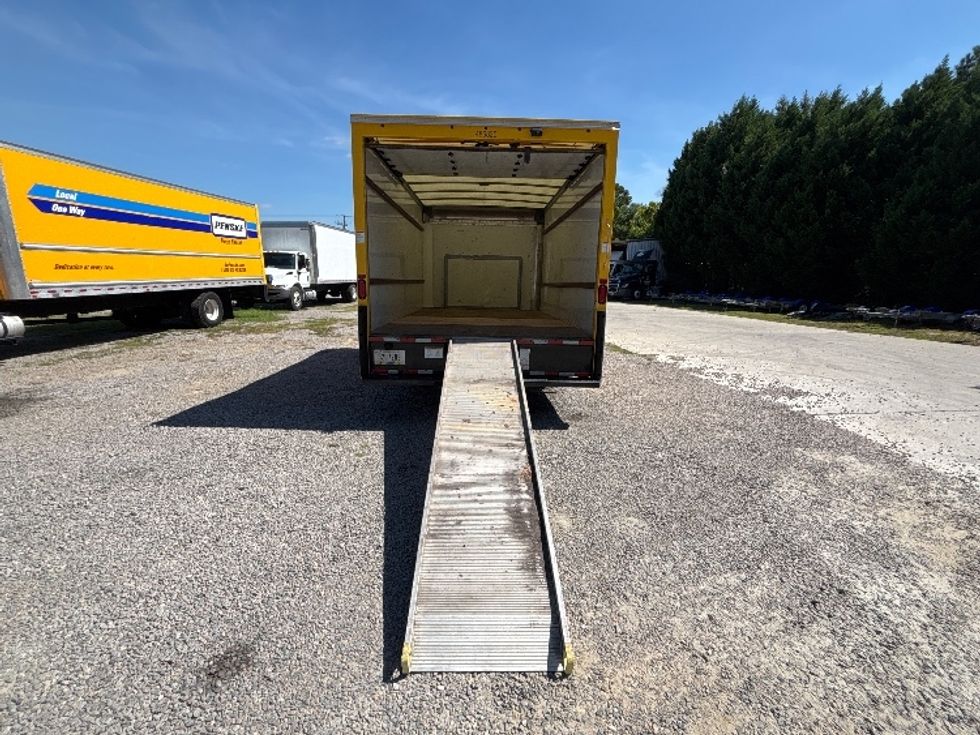 Light Duty Box Truck-Light and Medium Duty Trucks-Ford-2022-E350-Mebane-NC-142,352\n\t\tmiles-$ 20,250 - Image 9