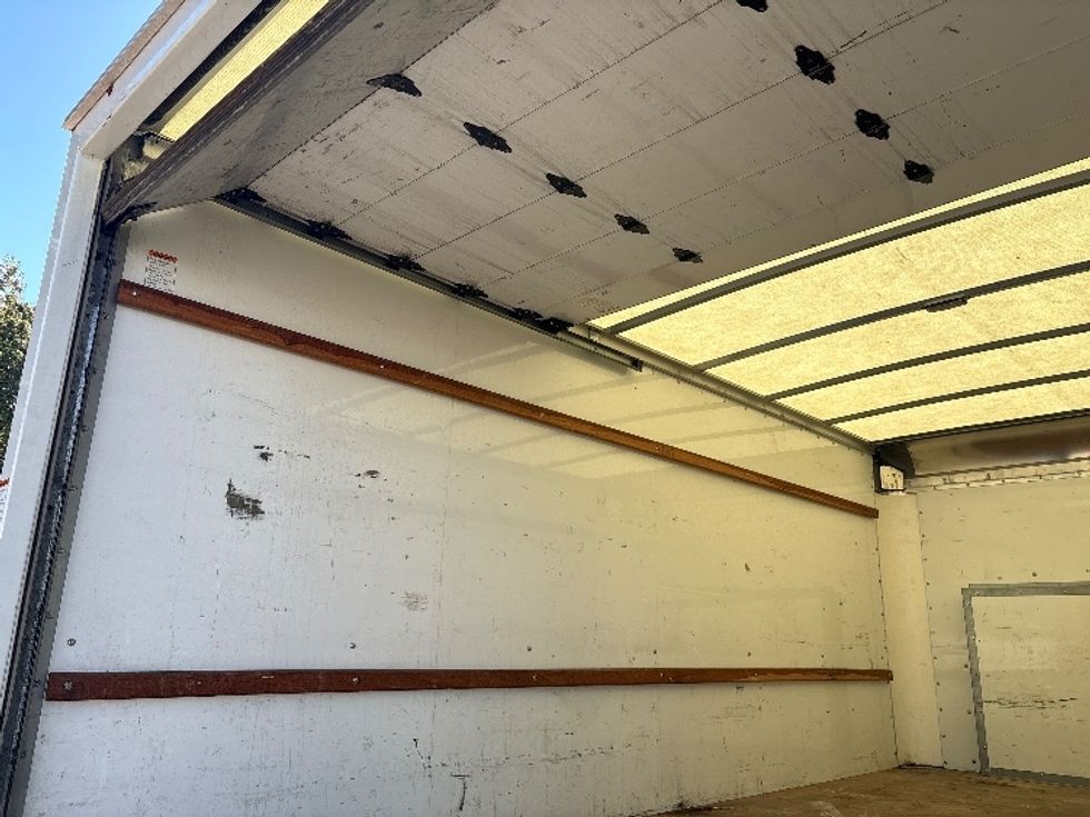 Light Duty Box Truck-Light and Medium Duty Trucks-Ford-2022-E350-Mebane-NC-185,203\n\t\tmiles-$ 19,750 - Image 10