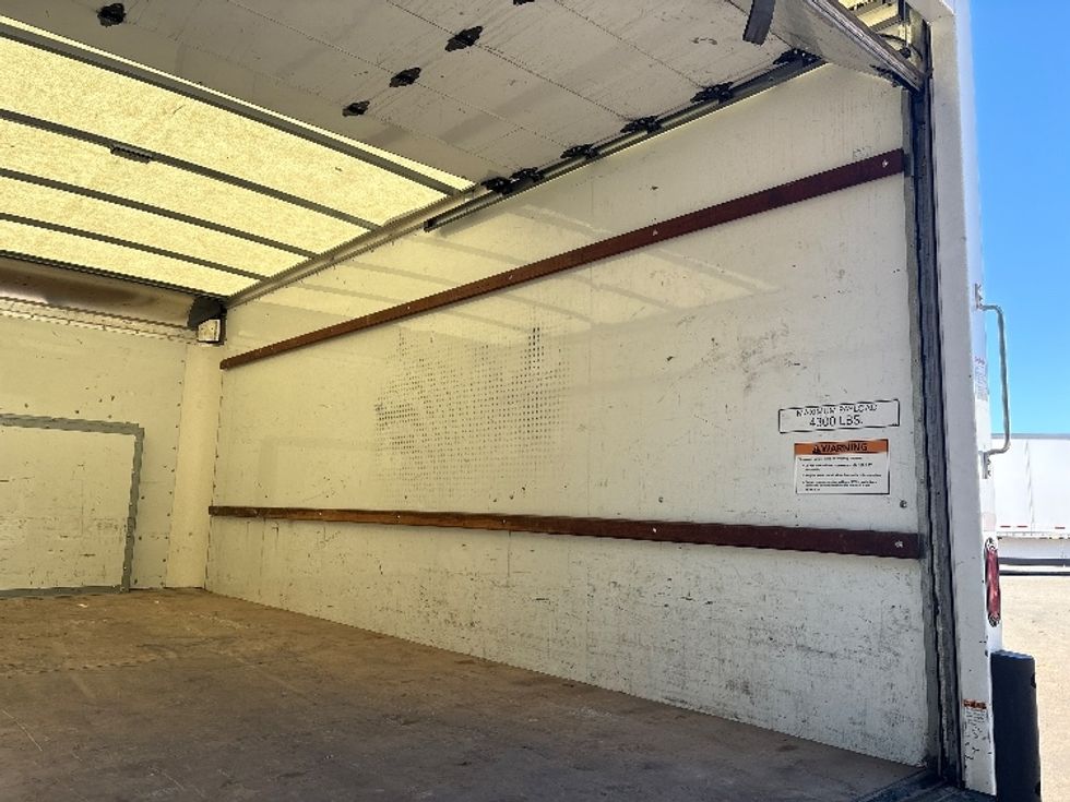 Light Duty Box Truck-Light and Medium Duty Trucks-Ford-2022-E350-Mebane-NC-185,203\n\t\tmiles-$ 19,750 - Image 11