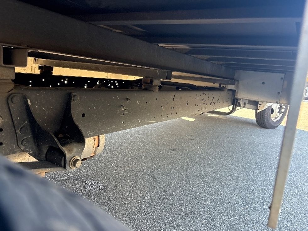 Light Duty Box Truck-Light and Medium Duty Trucks-Ford-2022-E350-Mebane-NC-185,203\n\t\tmiles-$ 19,750 - Image 13