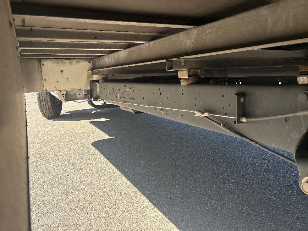 Light Duty Box Truck-Light and Medium Duty Trucks-Ford-2022-E350-Mebane-NC-185,203\n\t\tmiles-$ 19,750 - Image 5