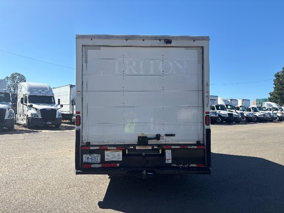 Light Duty Box Truck-Light and Medium Duty Trucks-Ford-2022-E350-Mebane-NC-185,203\n\t\tmiles-$ 19,750 - Image 7