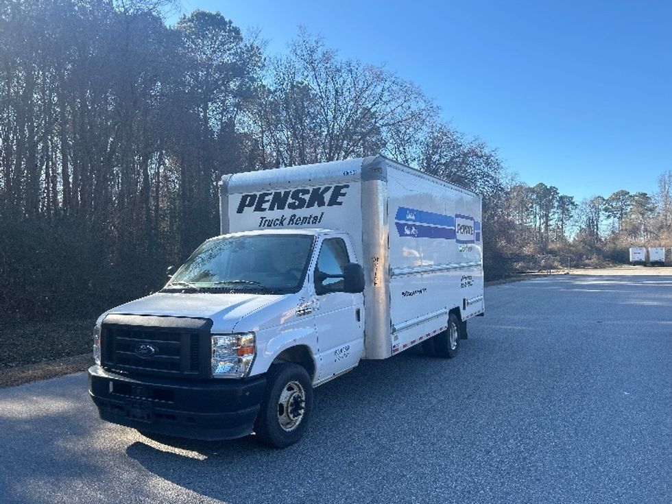 Light Duty Box Truck-Light and Medium Duty Trucks-Ford-2022-E350-Mebane-NC-76,511\n\t\tmiles-$ 41,750 - Image 3