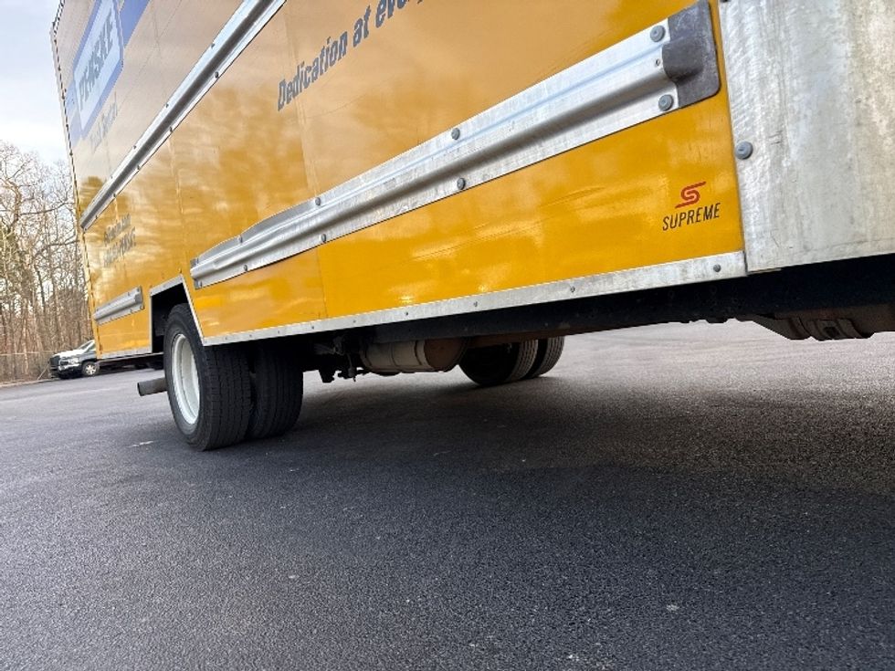 Light Duty Box Truck-Light and Medium Duty Trucks-Ford-2022-E350-Mebane-NC-88,654\n\t\tmiles-$ 31,000 - Image 14