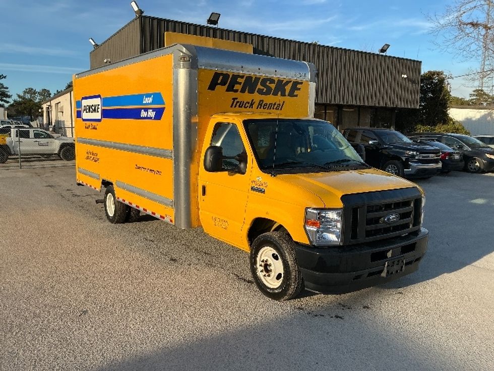 Light Duty Box Truck-Light and Medium Duty Trucks-Ford-2022-E350-Mebane-NC-90,315\n\t\tmiles-$ 35,000 - Image 1