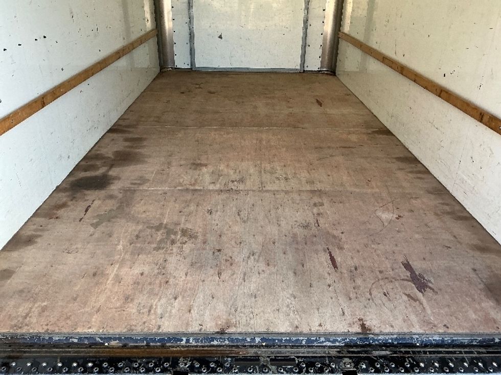 Light Duty Box Truck-Light and Medium Duty Trucks-Ford-2022-E350-Mebane-NC-90,315\n\t\tmiles-$ 35,000 - Image 10