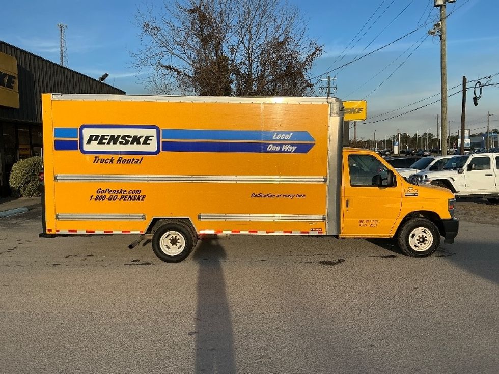 Light Duty Box Truck-Light and Medium Duty Trucks-Ford-2022-E350-Mebane-NC-90,315\n\t\tmiles-$ 35,000 - Image 15