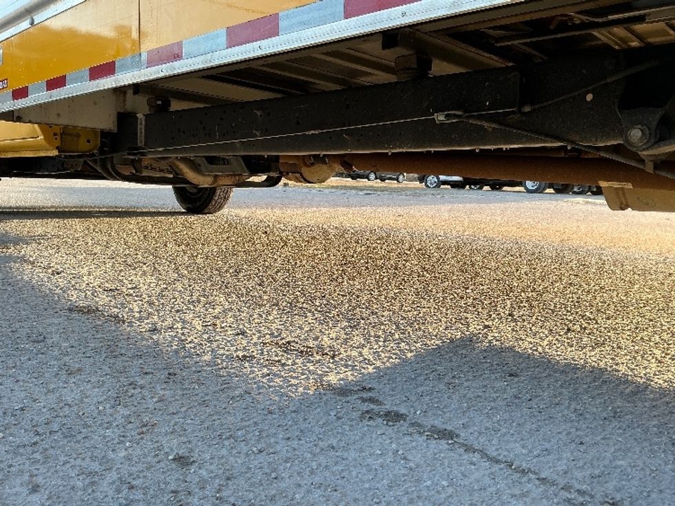 Light Duty Box Truck-Light and Medium Duty Trucks-Ford-2022-E350-Mebane-NC-90,315\n\t\tmiles-$ 35,000 - Image 5