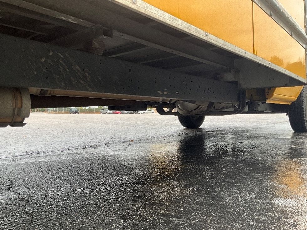 Light Duty Box Truck-Light and Medium Duty Trucks-Ford-2022-E350-Mebane-NC-96,523\n\t\tmiles-$ 30,000 - Image 14