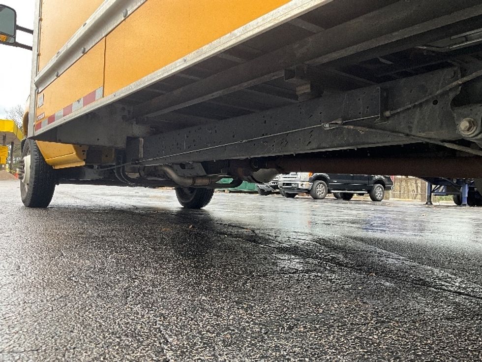 Light Duty Box Truck-Light and Medium Duty Trucks-Ford-2022-E350-Mebane-NC-96,523\n\t\tmiles-$ 30,000 - Image 5