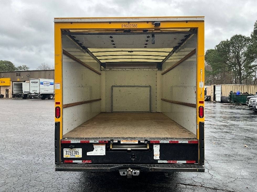 Light Duty Box Truck-Light and Medium Duty Trucks-Ford-2022-E350-Mebane-NC-96,523\n\t\tmiles-$ 30,000 - Image 8