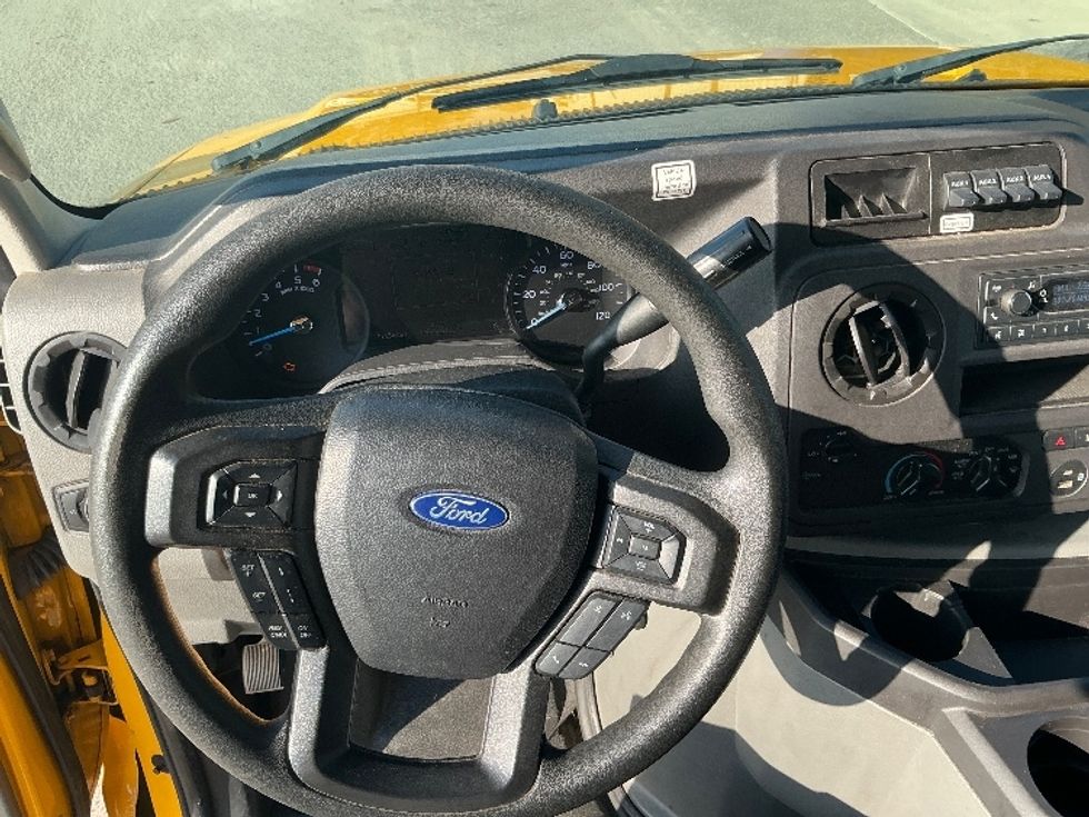 Light Duty Box Truck-Light and Medium Duty Trucks-Ford-2022-E350-Mebane-NC-97,630\n\t\tmiles-$ 30,000 - Image 15
