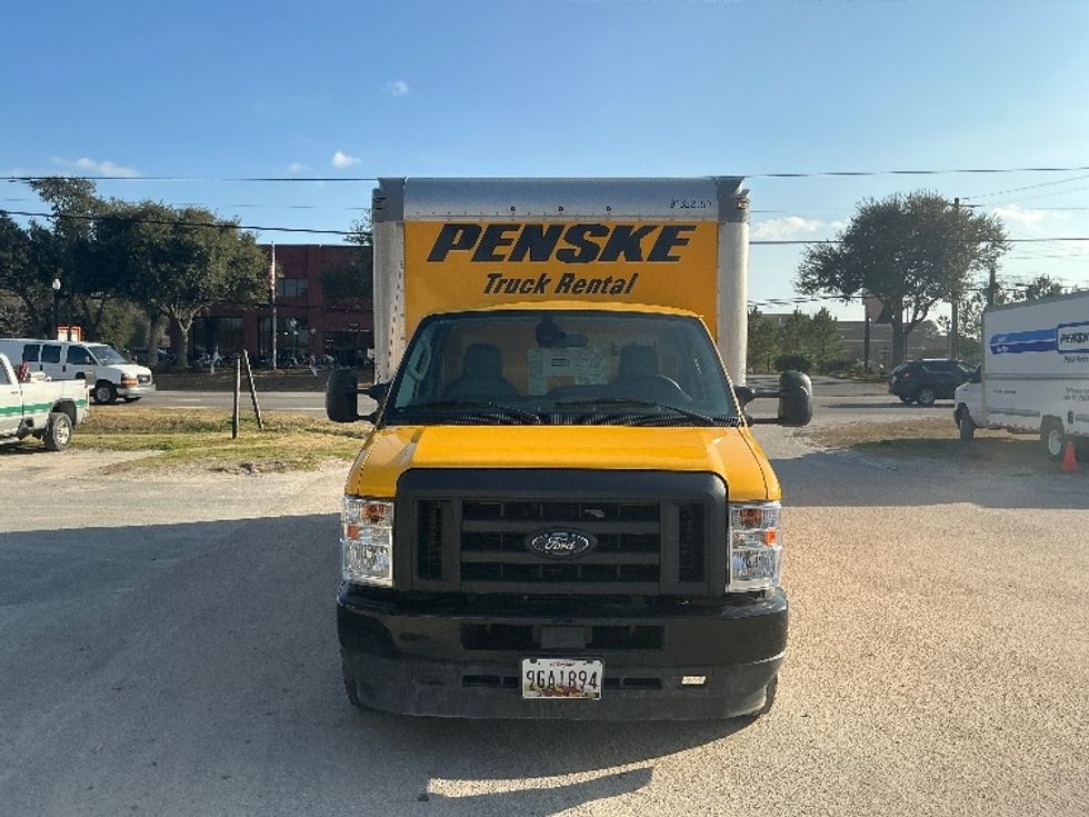 Light Duty Box Truck-Light and Medium Duty Trucks-Ford-2022-E350-Mebane-NC-97,630\n\t\tmiles-$ 30,000 - Image 2