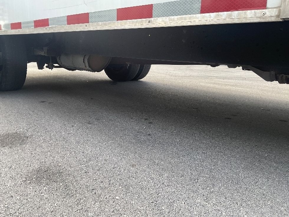 Light Duty Box Truck-Light and Medium Duty Trucks-Ford-2022-E350-Medley-FL-86,166\n\t\tmiles-$ 34,000 - Image 14