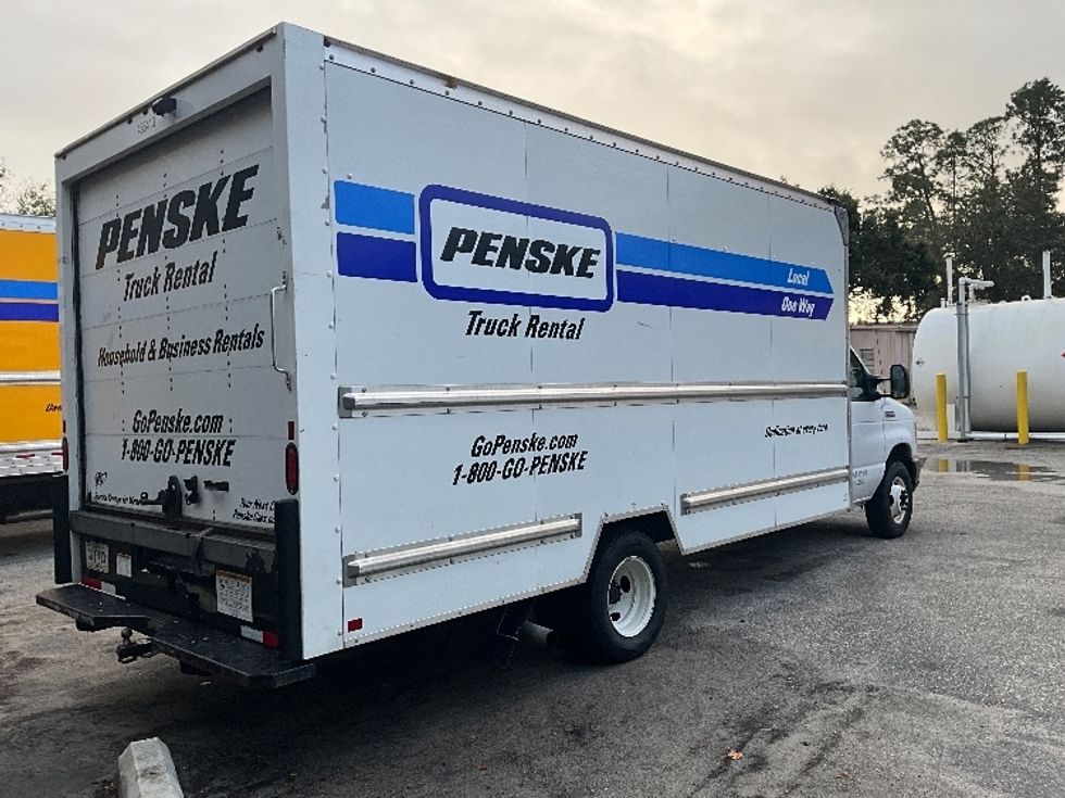 Light Duty Box Truck-Light and Medium Duty Trucks-Ford-2022-E350-Medley-FL-91,019\n\t\tmiles-$ 33,250 - Image 13