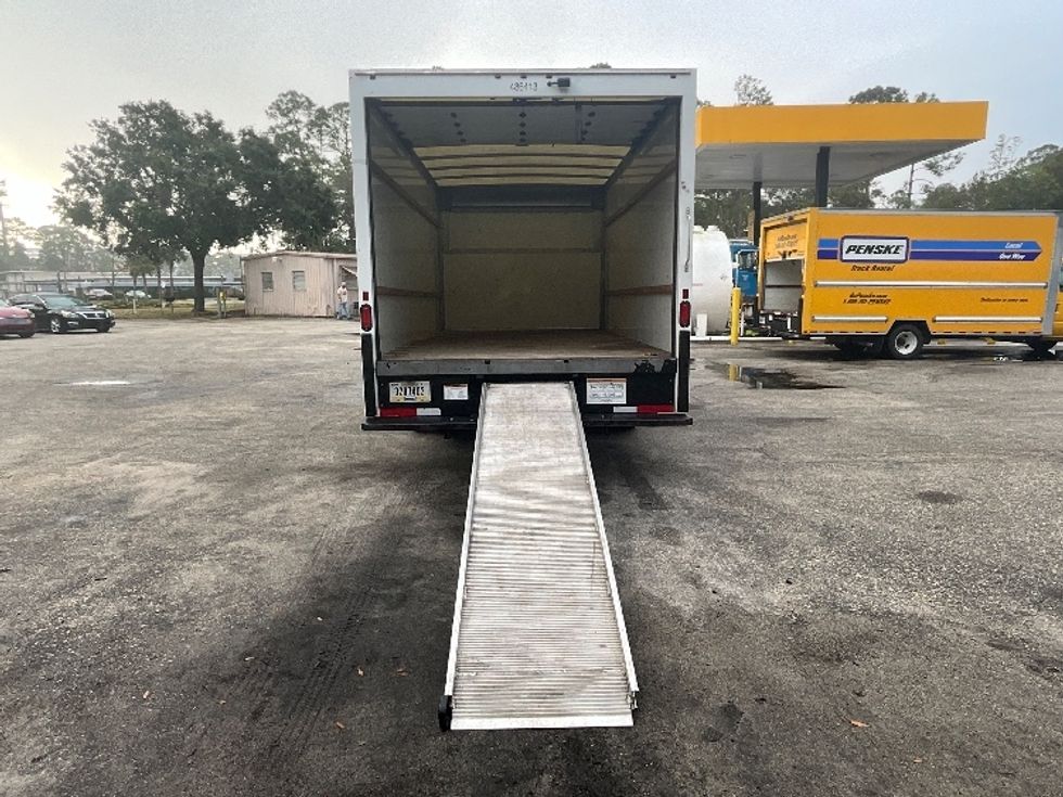 Light Duty Box Truck-Light and Medium Duty Trucks-Ford-2022-E350-Medley-FL-91,019\n\t\tmiles-$ 33,250 - Image 9