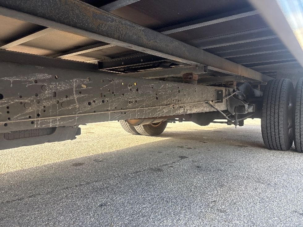 Light Duty Box Truck-Light and Medium Duty Trucks-Ford-2022-E350-Medley-FL-93,114\n\t\tmiles-$ 30,000 - Image 5