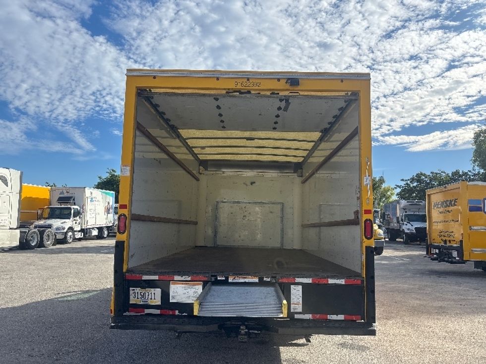 Light Duty Box Truck-Light and Medium Duty Trucks-Ford-2022-E350-Medley-FL-93,114\n\t\tmiles-$ 30,000 - Image 9