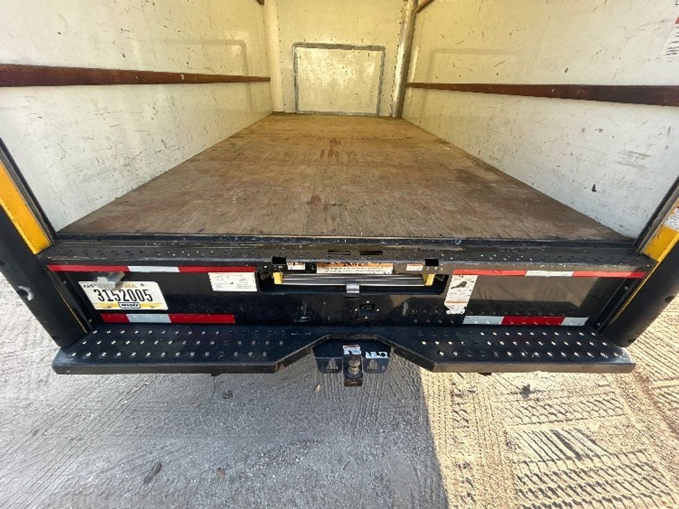 Light Duty Box Truck-Light and Medium Duty Trucks-Ford-2022-E350-Melbourne-FL-90,961\n\t\tmiles-$ 30,250 - Image 10