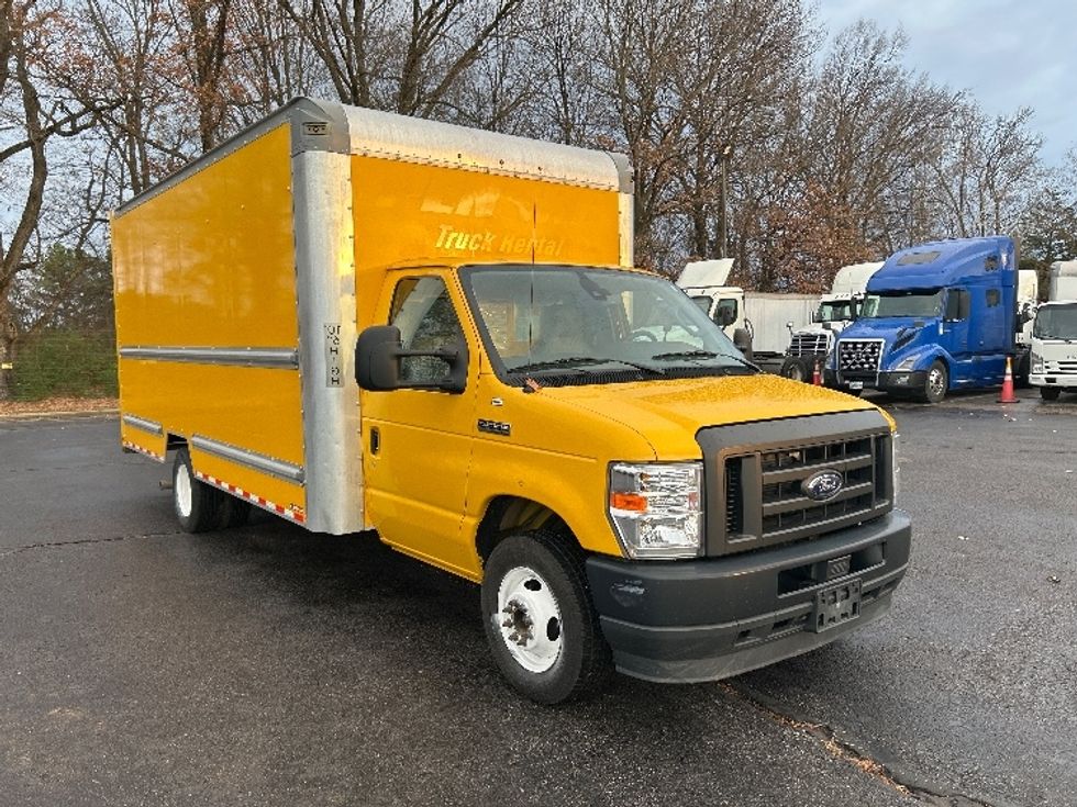 Light Duty Box Truck-Light and Medium Duty Trucks-Ford-2022-E350-Memphis-TN-100,478\n\t\tmiles-$ 27,500 - Image 1