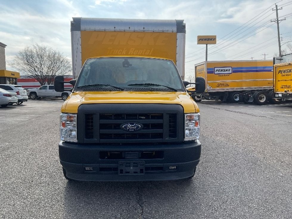 Light Duty Box Truck-Light and Medium Duty Trucks-Ford-2022-E350-Memphis-TN-100,478\n\t\tmiles-$ 27,500 - Image 2