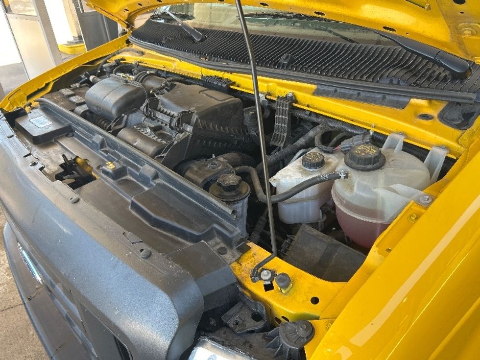 Light Duty Box Truck-Light and Medium Duty Trucks-Ford-2022-E350-Memphis-TN-103,233\n\t\tmiles-$ 26,000 - Image 23