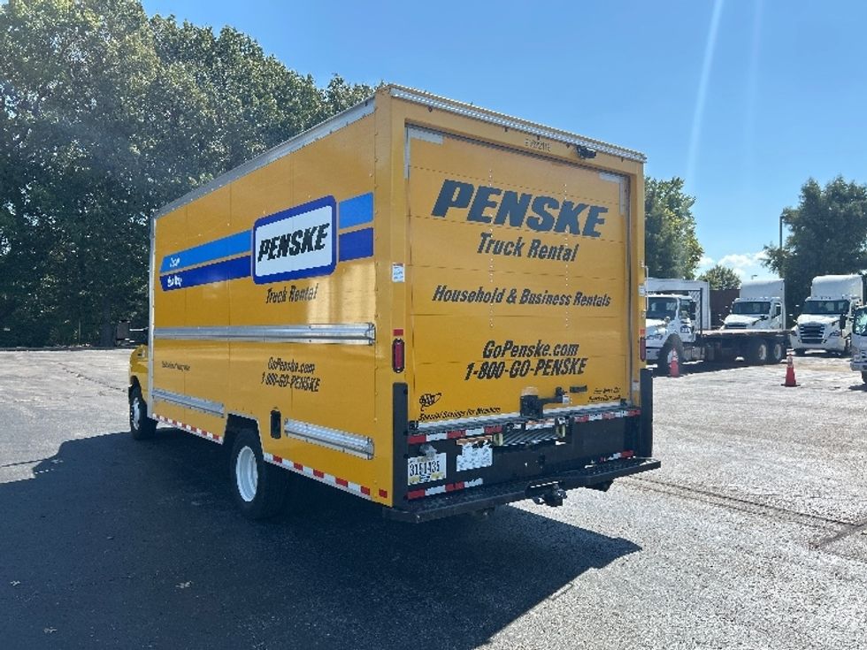 Light Duty Box Truck-Light and Medium Duty Trucks-Ford-2022-E350-Memphis-TN-103,233\n\t\tmiles-$ 26,000 - Image 6