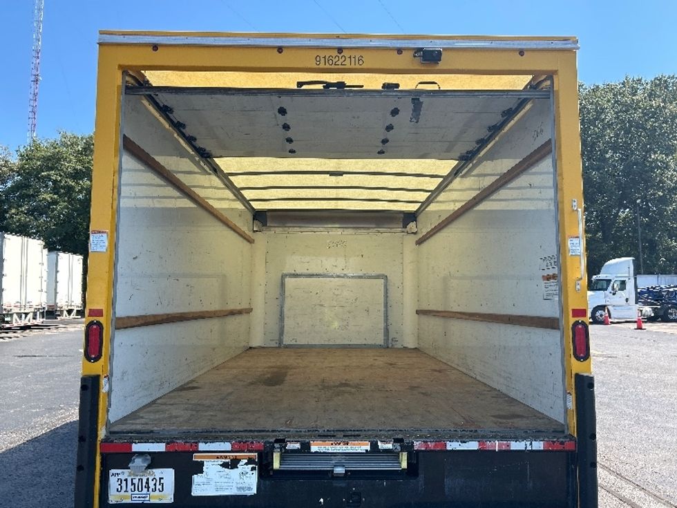Light Duty Box Truck-Light and Medium Duty Trucks-Ford-2022-E350-Memphis-TN-103,233\n\t\tmiles-$ 26,000 - Image 8