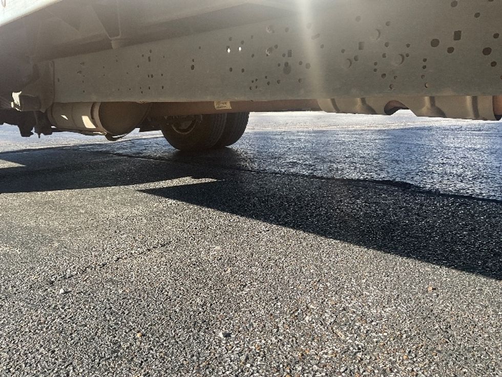 Light Duty Box Truck-Light and Medium Duty Trucks-Ford-2022-E350-Memphis-TN-106,725\n\t\tmiles-$ 29,750 - Image 14