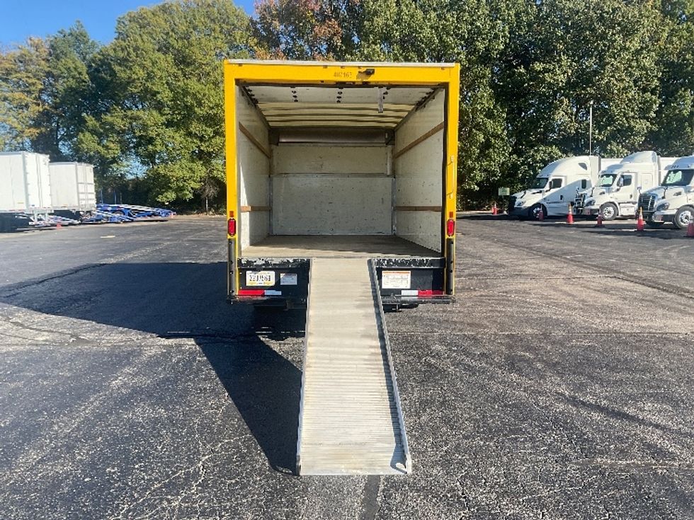 Light Duty Box Truck-Light and Medium Duty Trucks-Ford-2022-E350-Memphis-TN-106,725\n\t\tmiles-$ 29,750 - Image 9
