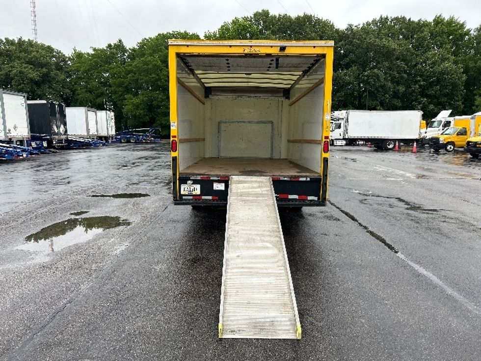 Light Duty Box Truck-Light and Medium Duty Trucks-Ford-2022-E350-Memphis-TN-122,449\n\t\tmiles-$ 23,000 - Image 9