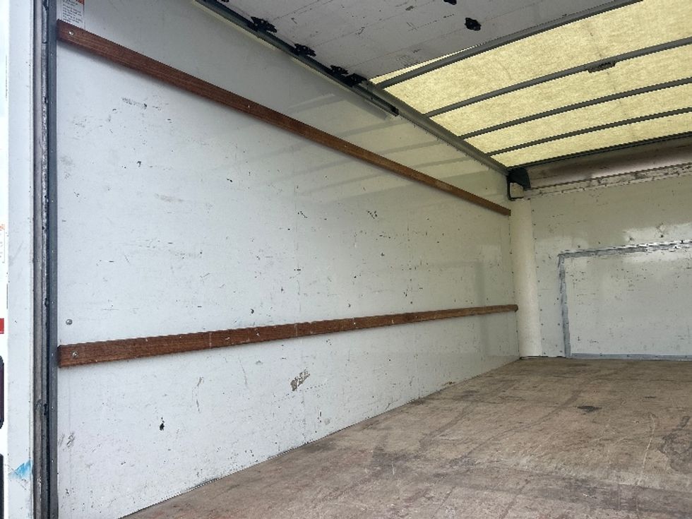 Light Duty Box Truck-Light and Medium Duty Trucks-Ford-2022-E350-Miami-FL-122,460\n\t\tmiles-$ 27,500 - Image 10