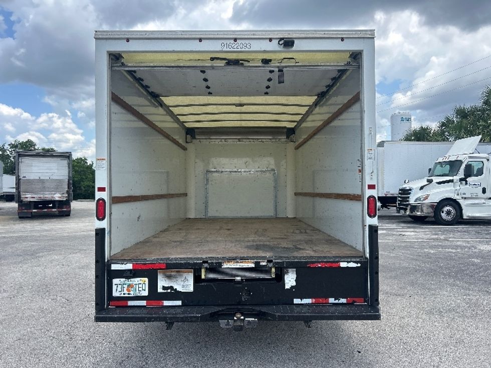 Light Duty Box Truck-Light and Medium Duty Trucks-Ford-2022-E350-Miami-FL-122,460\n\t\tmiles-$ 27,500 - Image 7
