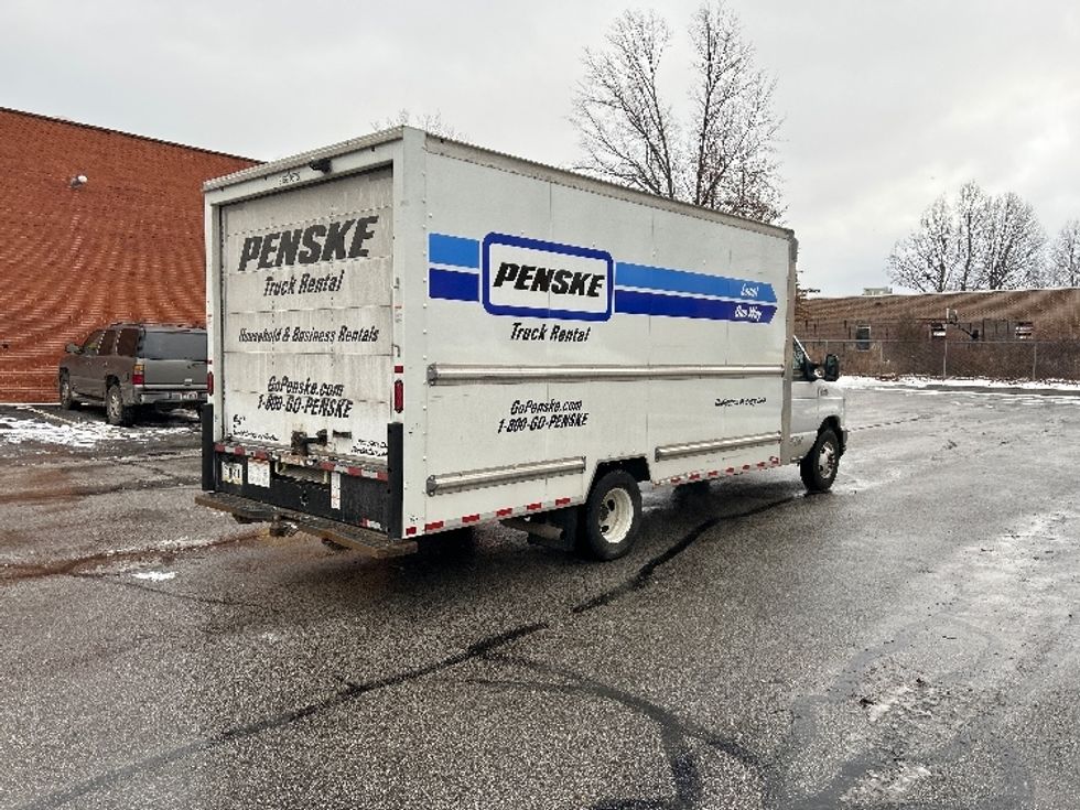 Light Duty Box Truck-Light and Medium Duty Trucks-Ford-2022-E350-Middlefield-OH-100,405\n\t\tmiles-$ 30,500 - Image 11