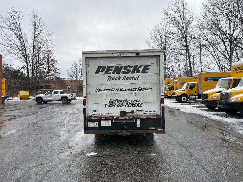 Light Duty Box Truck-Light and Medium Duty Trucks-Ford-2022-E350-Middlefield-OH-100,405\n\t\tmiles-$ 30,500 - Image 6