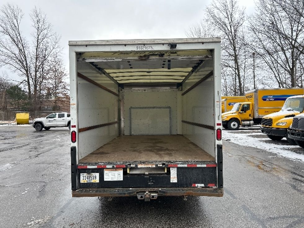 Light Duty Box Truck-Light and Medium Duty Trucks-Ford-2022-E350-Middlefield-OH-100,405\n\t\tmiles-$ 30,500 - Image 7