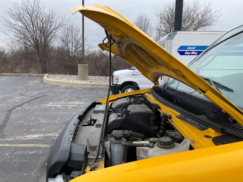 Light Duty Box Truck-Light and Medium Duty Trucks-Ford-2022-E350-Middlefield-OH-103,616\n\t\tmiles-$ 26,500 - Image 23