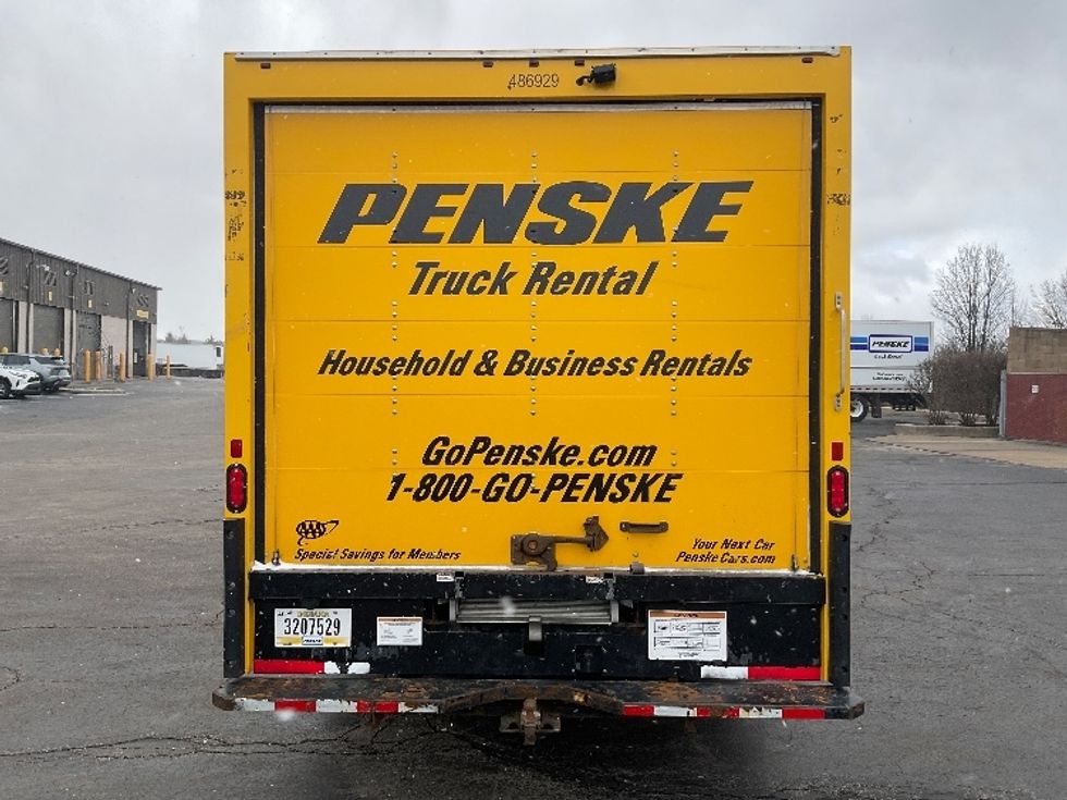 Light Duty Box Truck-Light and Medium Duty Trucks-Ford-2022-E350-Middlefield-OH-103,616\n\t\tmiles-$ 26,500 - Image 7