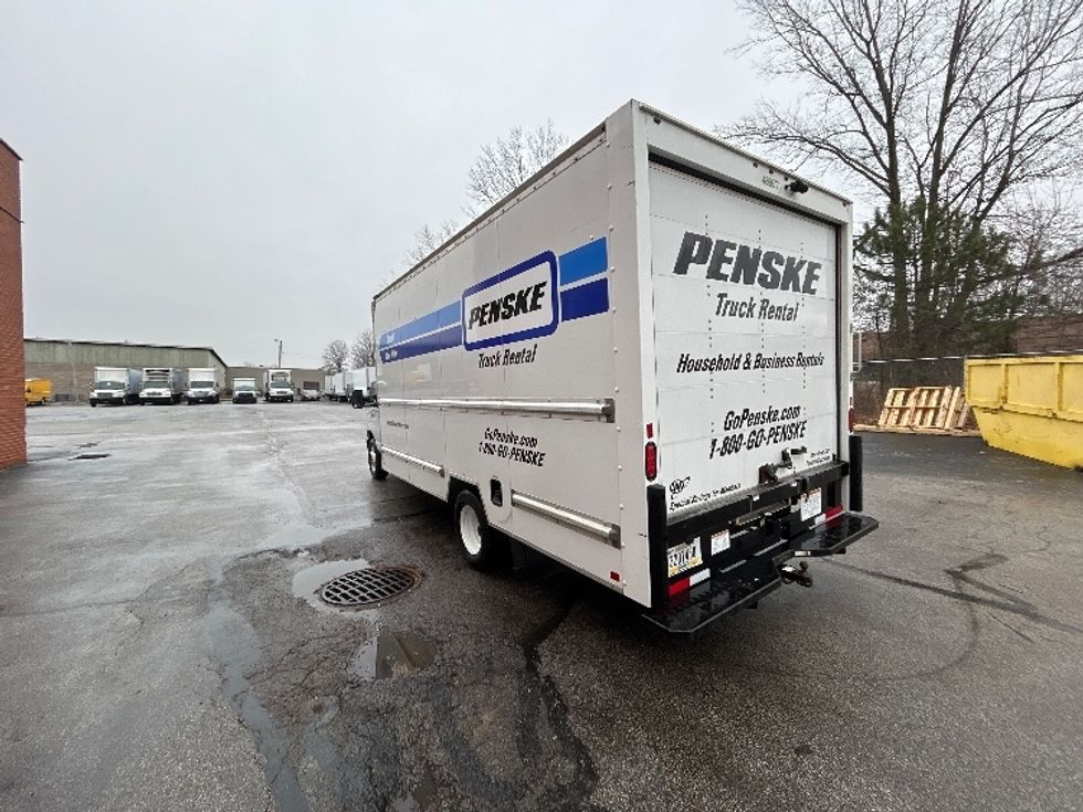 Light Duty Box Truck-Light and Medium Duty Trucks-Ford-2022-E350-Middlefield-OH-104,635\n\t\tmiles-$ 29,750 - Image 5