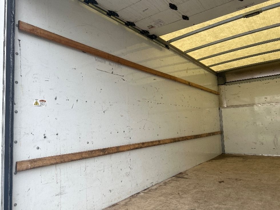 Light Duty Box Truck-Light and Medium Duty Trucks-Ford-2022-E350-Middlefield-OH-104,635\n\t\tmiles-$ 29,750 - Image 8