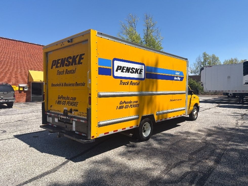Light Duty Box Truck-Light and Medium Duty Trucks-Ford-2022-E350-Middlefield-OH-104,808\n\t\tmiles-$ 25,250 - Image 11