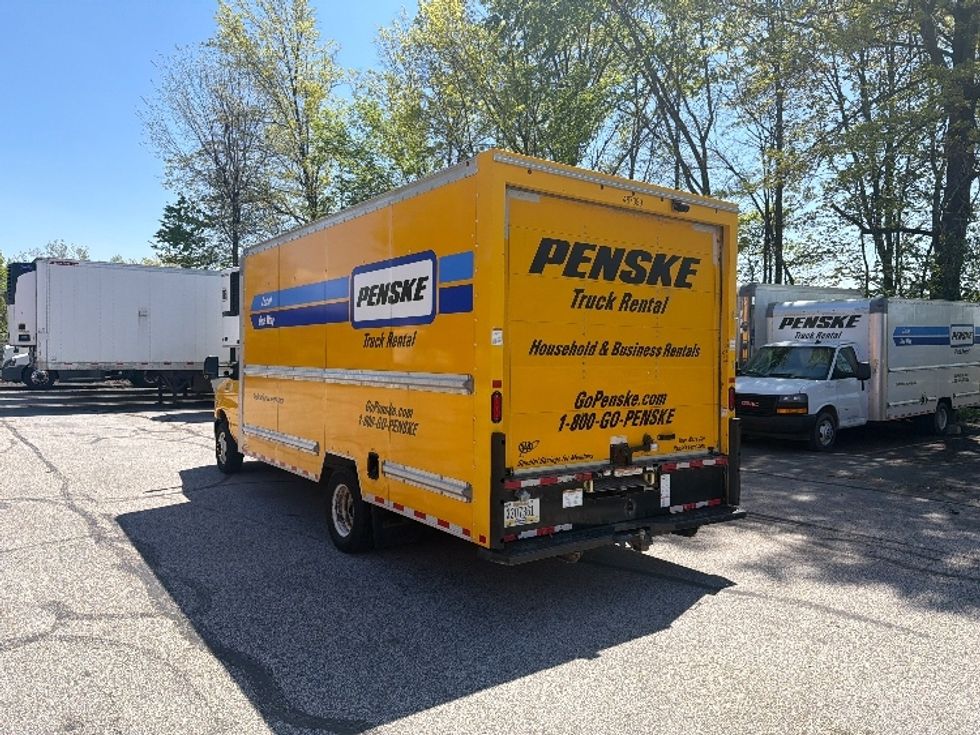 Light Duty Box Truck-Light and Medium Duty Trucks-Ford-2022-E350-Middlefield-OH-104,808\n\t\tmiles-$ 25,250 - Image 5