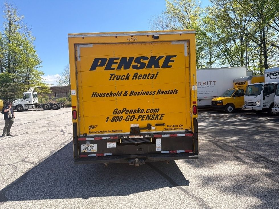 Light Duty Box Truck-Light and Medium Duty Trucks-Ford-2022-E350-Middlefield-OH-104,808\n\t\tmiles-$ 25,250 - Image 6