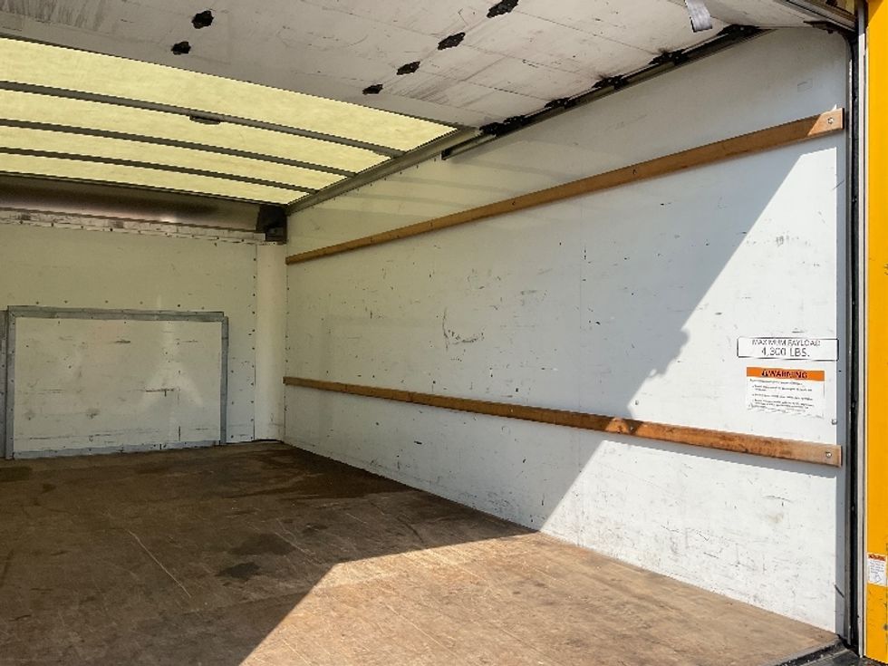 Light Duty Box Truck-Light and Medium Duty Trucks-Ford-2022-E350-Middlefield-OH-106,531\n\t\tmiles-$ 26,500 - Image 11