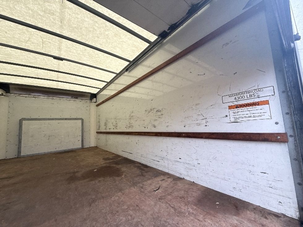 Light Duty Box Truck-Light and Medium Duty Trucks-Ford-2022-E350-Middlefield-OH-109,209\n\t\tmiles-$ 29,000 - Image 11