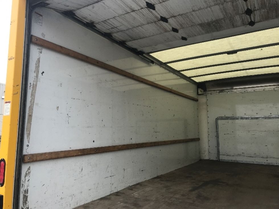 Light Duty Box Truck-Light and Medium Duty Trucks-Ford-2022-E350-Middlefield-OH-110,485\n\t\tmiles-$ 26,000 - Image 11