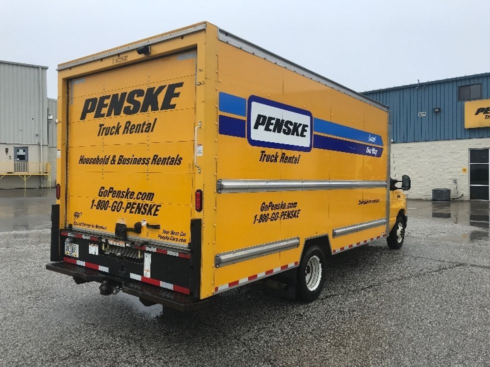 Light Duty Box Truck-Light and Medium Duty Trucks-Ford-2022-E350-Middlefield-OH-110,485\n\t\tmiles-$ 26,000 - Image 13