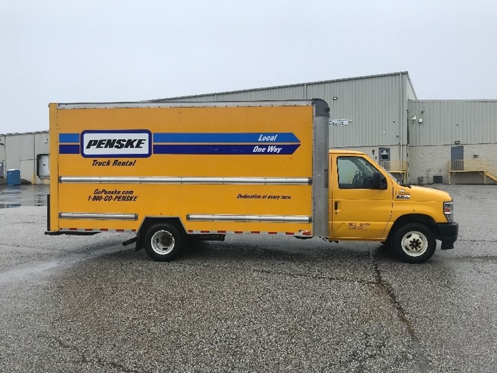 Light Duty Box Truck-Light and Medium Duty Trucks-Ford-2022-E350-Middlefield-OH-110,485\n\t\tmiles-$ 26,000 - Image 15