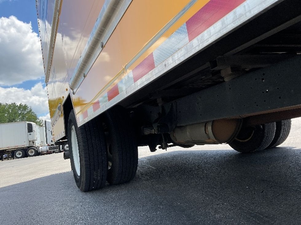 Light Duty Box Truck-Light and Medium Duty Trucks-Ford-2022-E350-Middlefield-OH-125,337\n\t\tmiles-$ 26,250 - Image 13